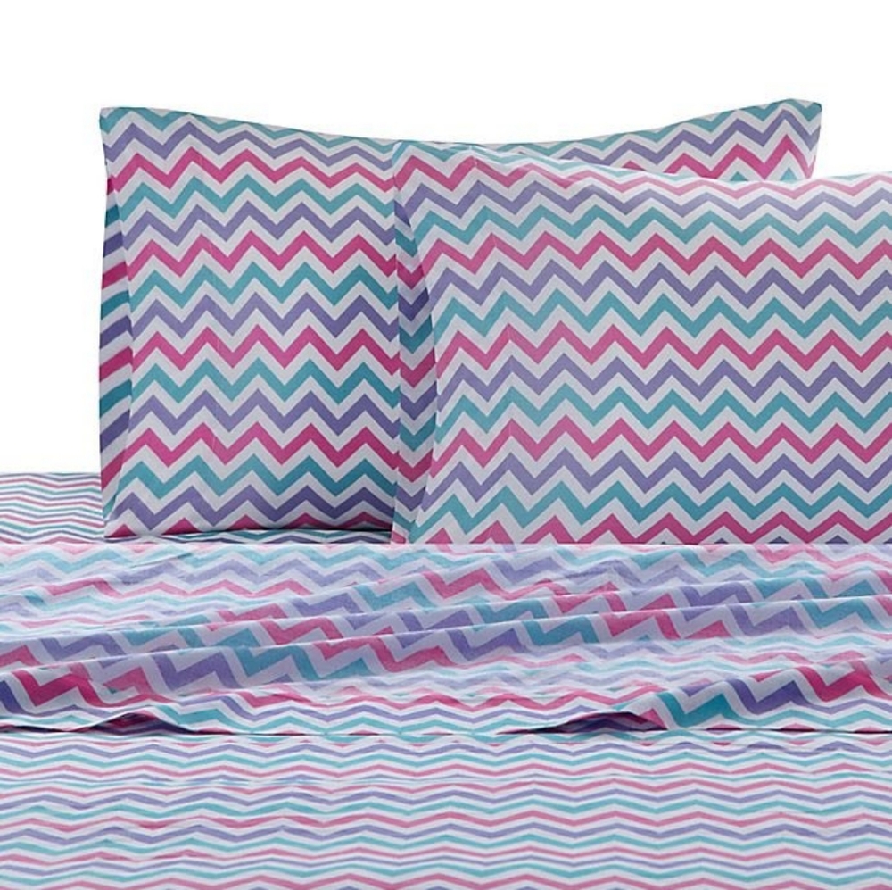 NWT Chevron Print Multicolor Twin Sheet Set